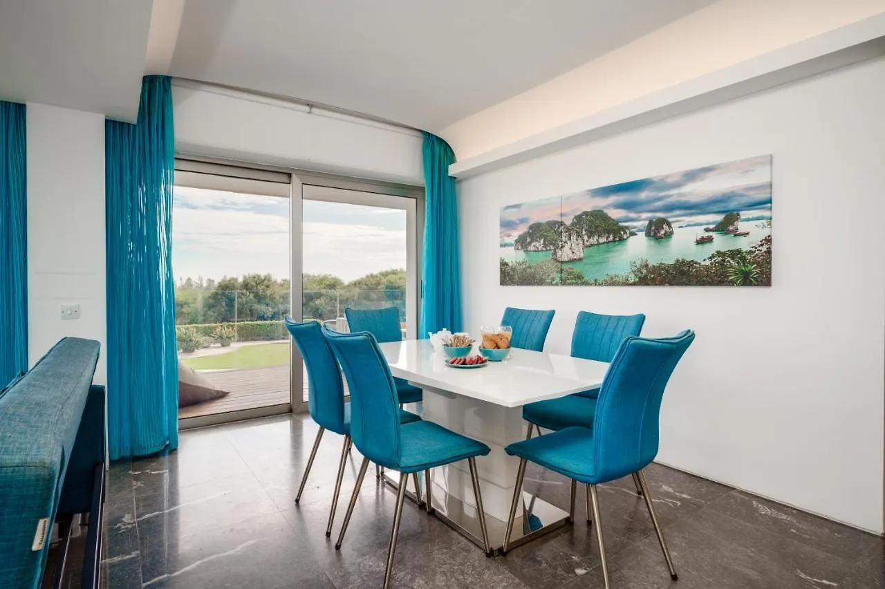 Apartment Protaras Thalassa Beachfront Suite
